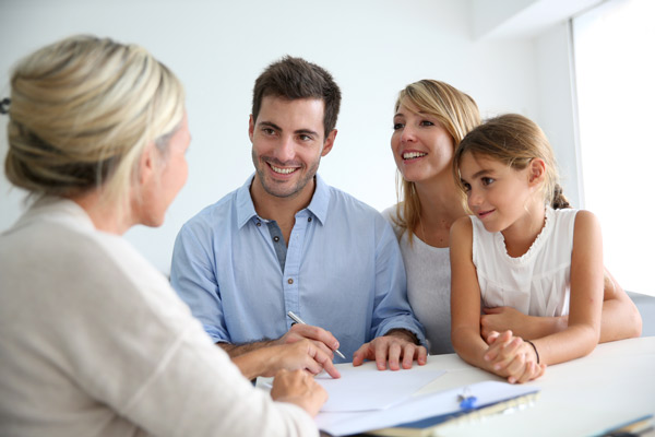 advisor with family image, estate planning